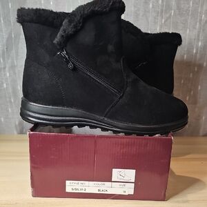 Cozy Black Women's Winter Boots
